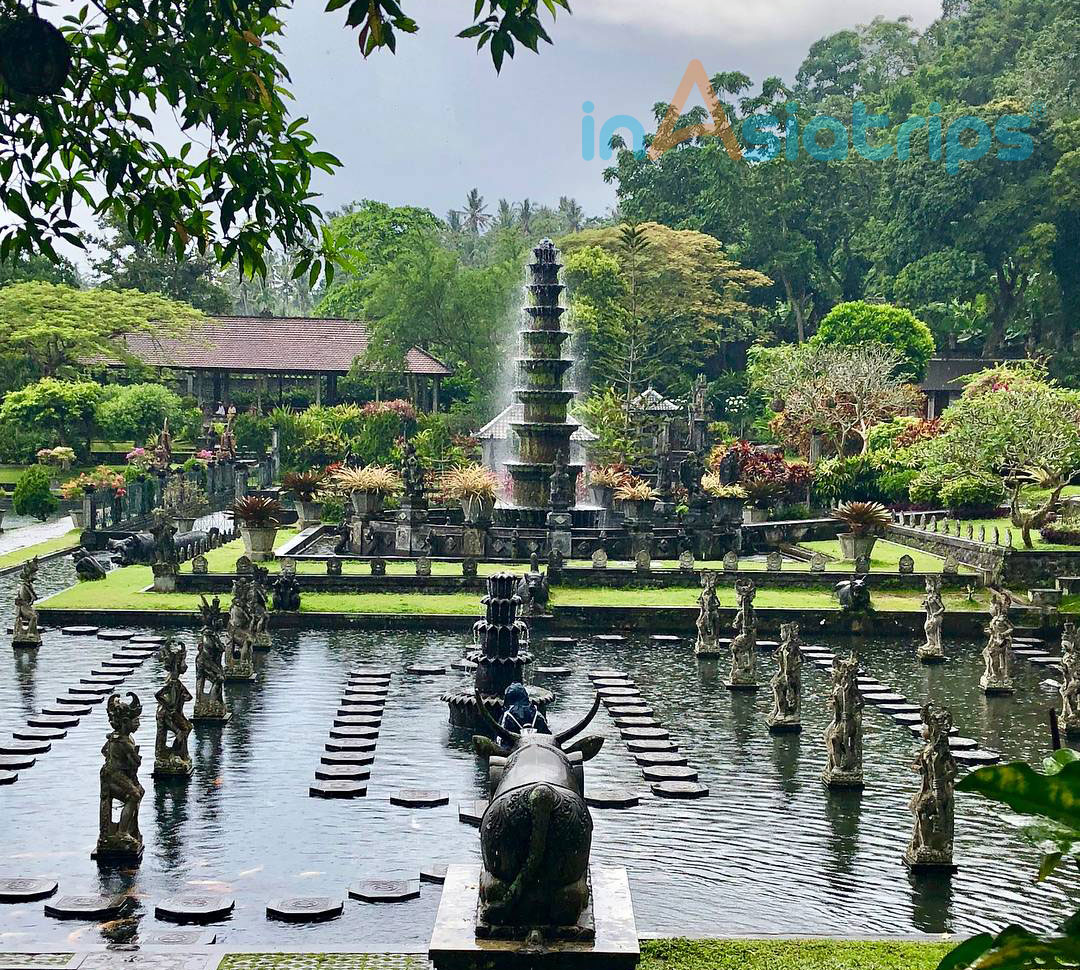 BEST TEMPLE TOUR BALI LEMPUYANG -TIRTA GANGGA 4 DAYS | Southeast Asia ...